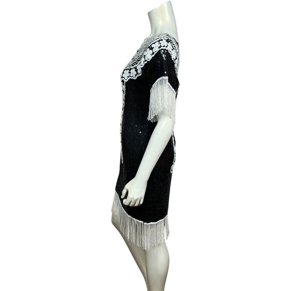 Vintage Black Sequin Beaded Fringe Dress Elegant Floral Design Flapper-Inspired - Picture 3 of 16